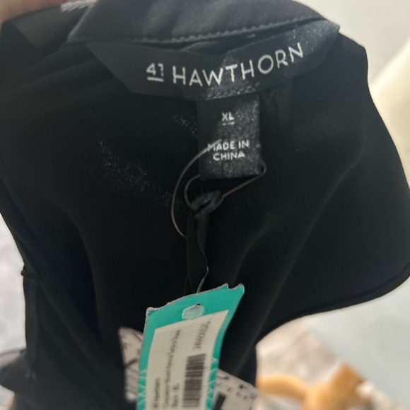 Cross front / tie back sleeveless blouse new with tags - Picture 5 of 8